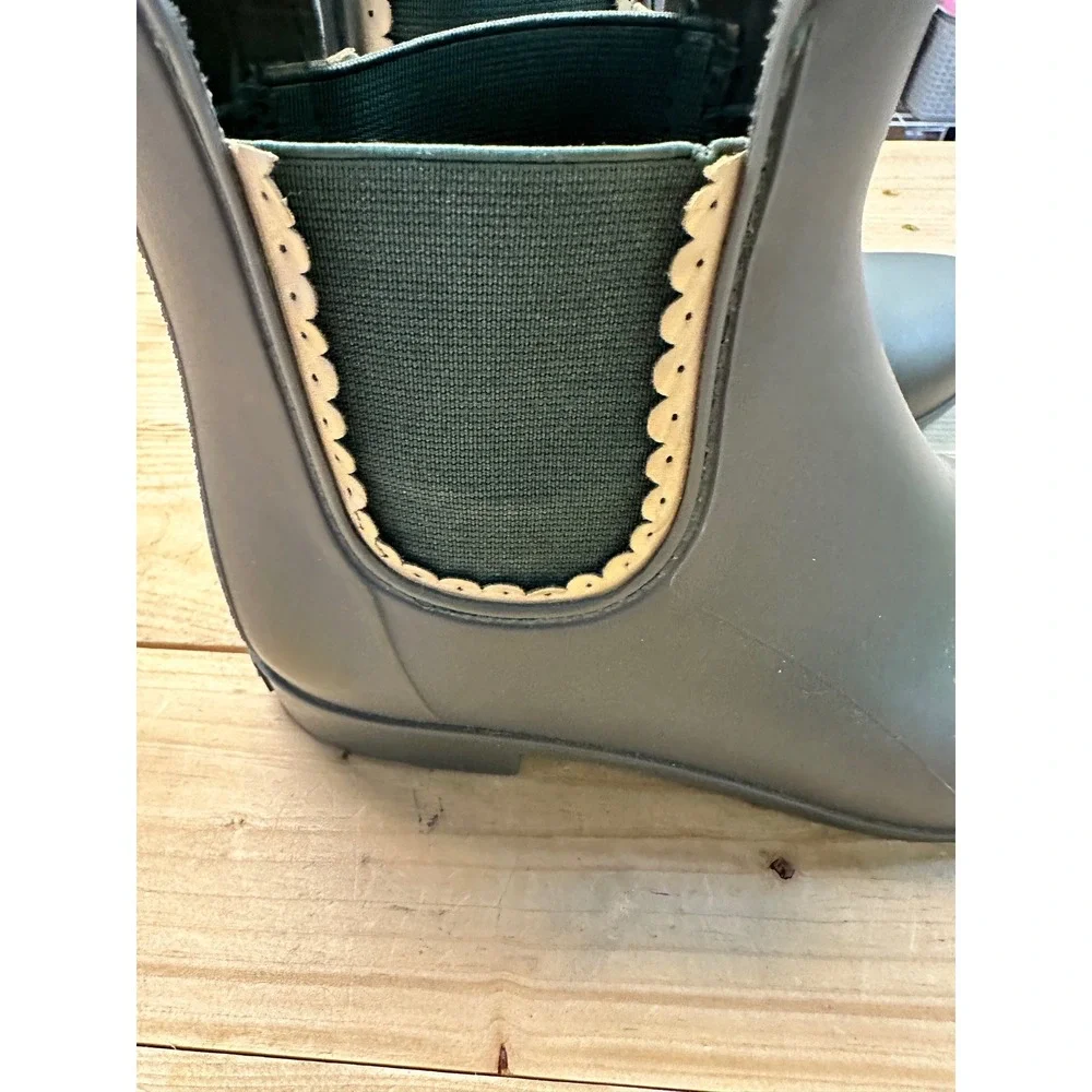 Jack Rogers Rain Boots Chelsea Ankle Pull On Green Scalloped Size 8‎